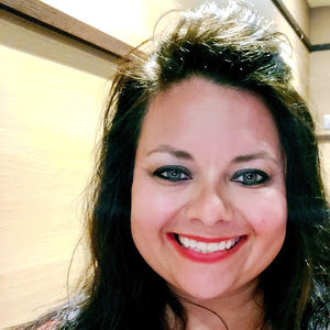 Meet your Posher, Kerri